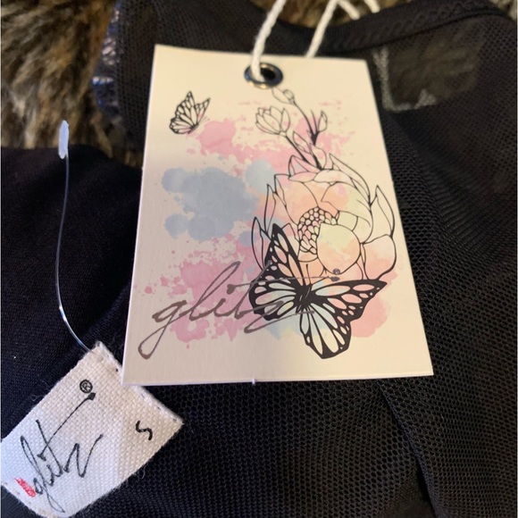 NWT✨Glitz brand mesh top - Picture 5 of 7